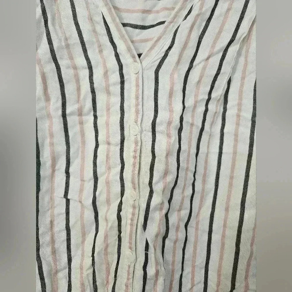 Max studio striped button blouse! - Picture 2 of 6